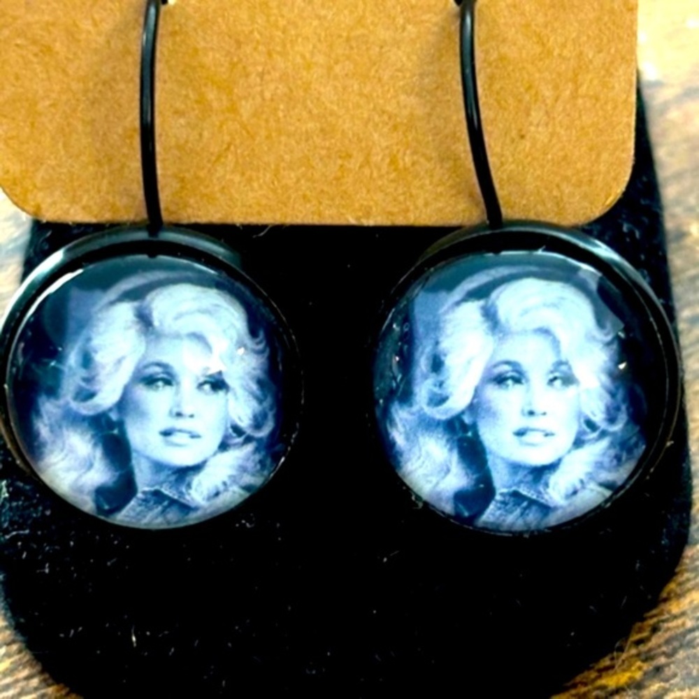 16mm Dolly Parton Black Lever Back Earrings, NWT, Handmade, Unworn